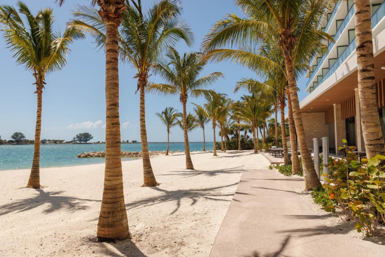 Jw Marriott Clearwater Beach Resort & Spa Exterior photo